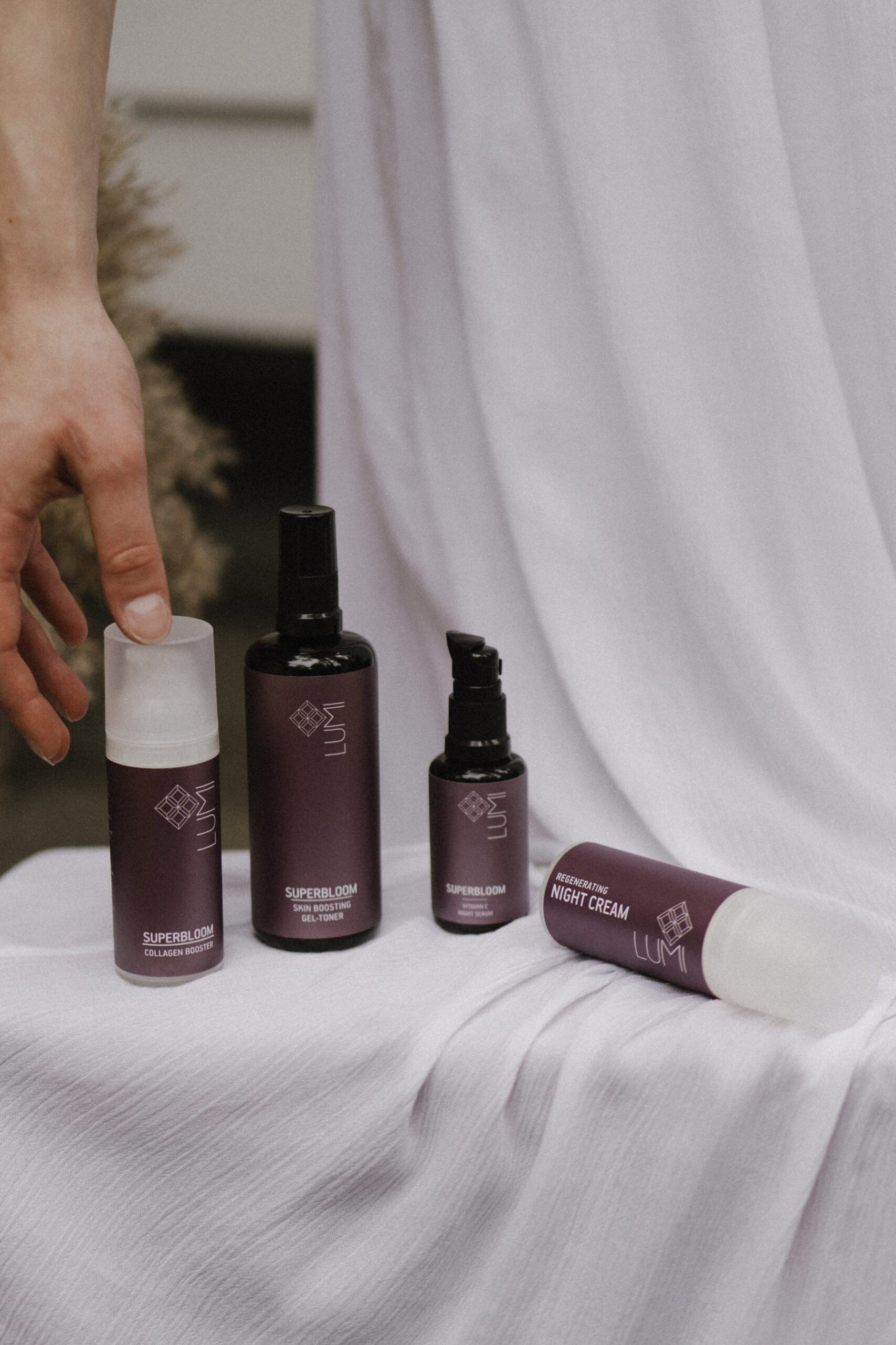 Superbloom Vitamin C Night Serum - Image 4