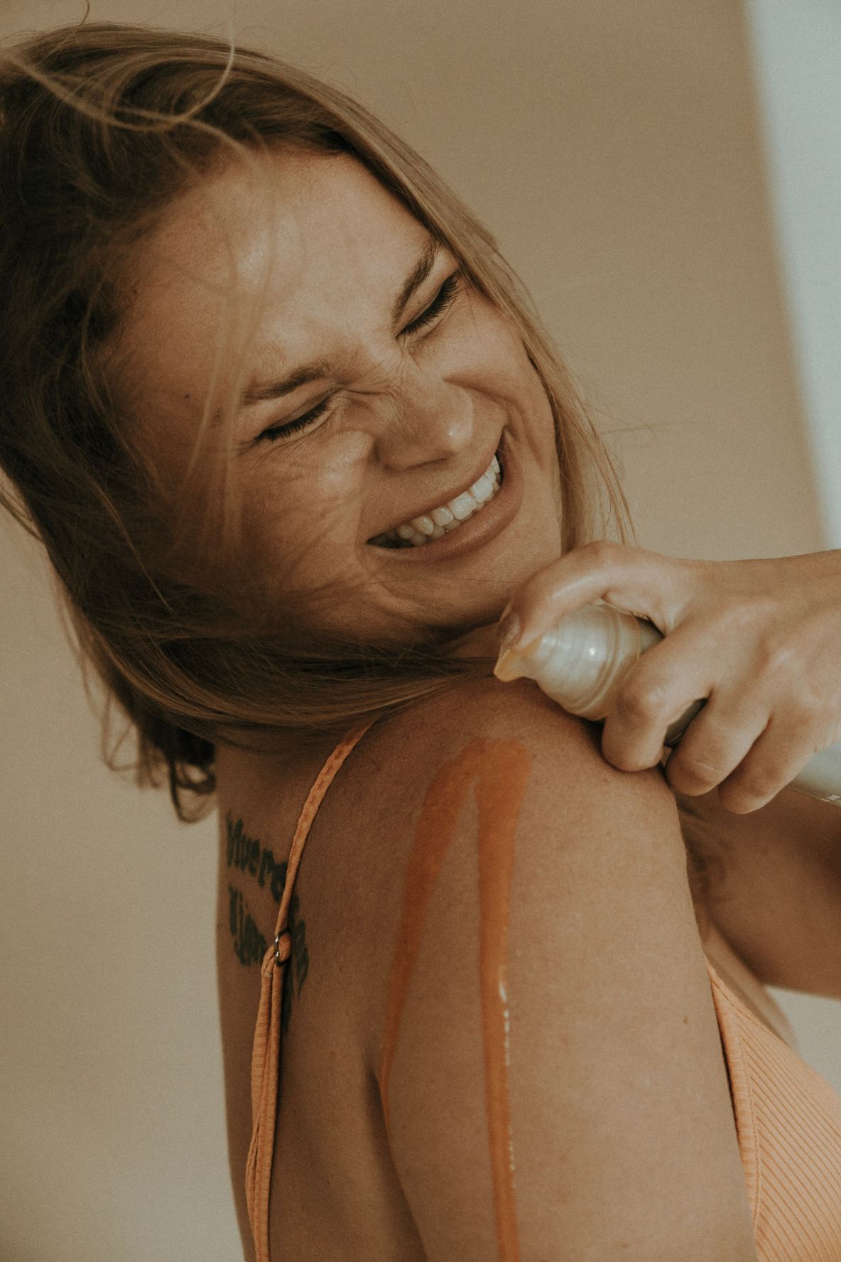 LOLÁ in French Riviera, ALGICA® Body oil - Image 5